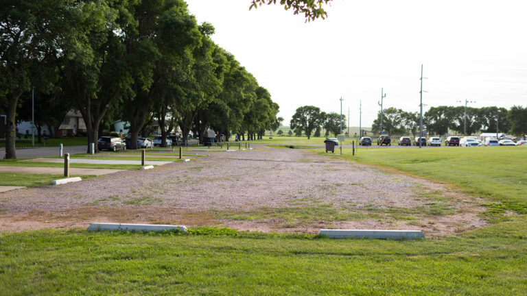 orangecity place Vets Park Campgrounds 05 1920x1080 1 768x432