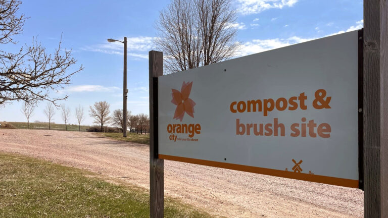 orangecity place brush compost 1920x1080 1 768x432